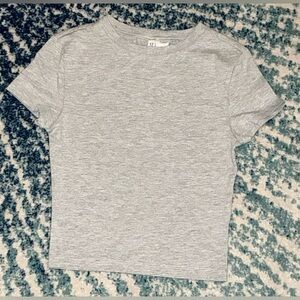Divided Short Sleeve Fitted T-Shirt